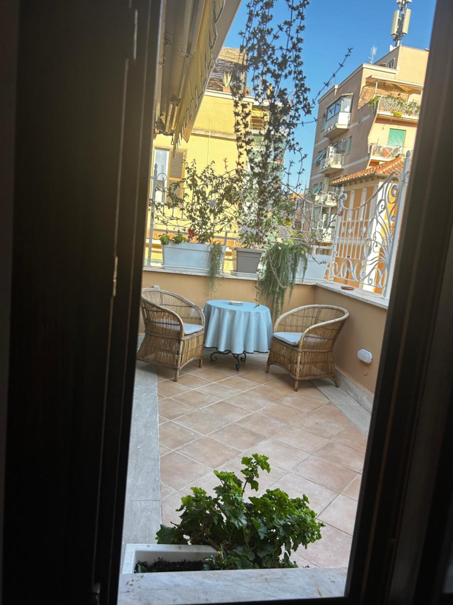 Апартаменты La Finestra Su San Pietro Terrace And View Рим Экстерьер фото
